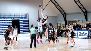 Den Helder Suns strijden dapper, maar verliezen van Kortrijk Spurs