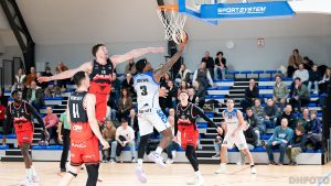 Charleroi slaat, bij bezoek aan Suns, toe in derde kwart