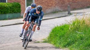 Hilbers maakt weer indruk, Zuidema in het geel