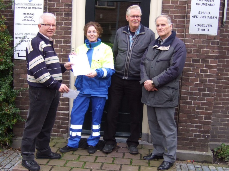 Oorkonde en enveloppe voor EHBO