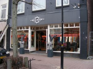 Reclame moet weg