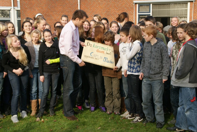 Cheque voor Macheo