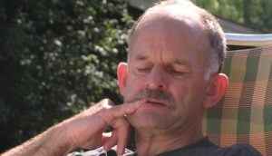Gerrit Goldsteen in Met de deur Open
