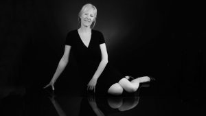 Nienke Staal in Met de deur Open