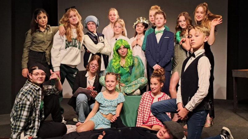 OEK Kids speelt DressCode