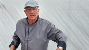 Broer Plantinga in ‘Met de deur Open’
