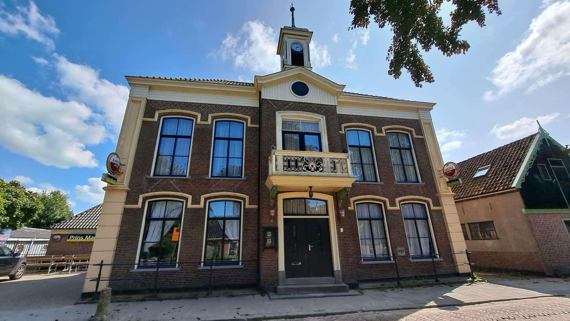 Raadscafé in Nieuwe Niedorp weer druk bezocht