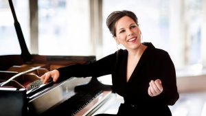 Pianiste Daria in kerkje Valkkoog