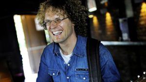 Dick Raat speelt hits van Boudewijn de Groot