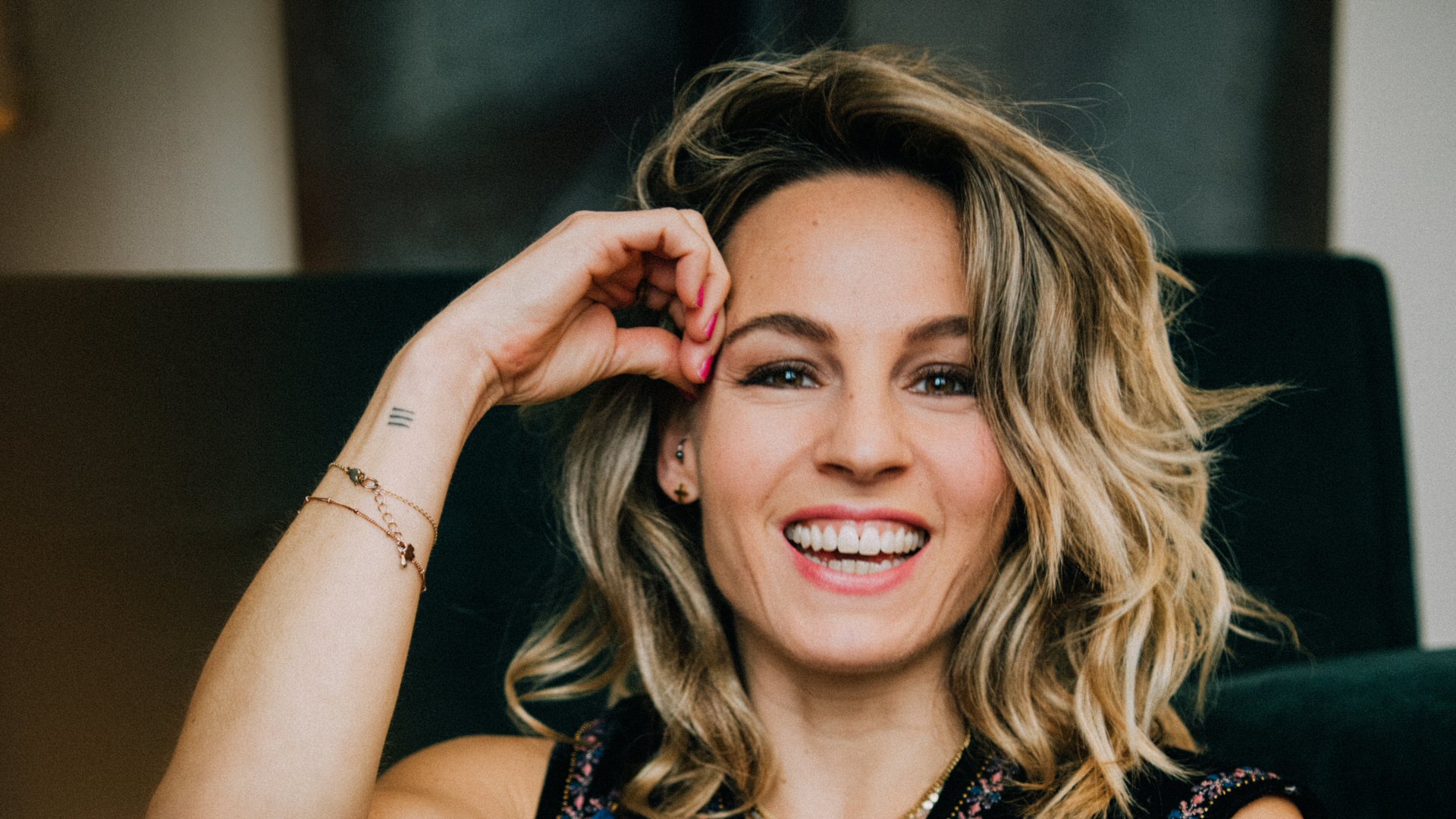 Zangeres KRYSTL komt naar de Cultuurschuur