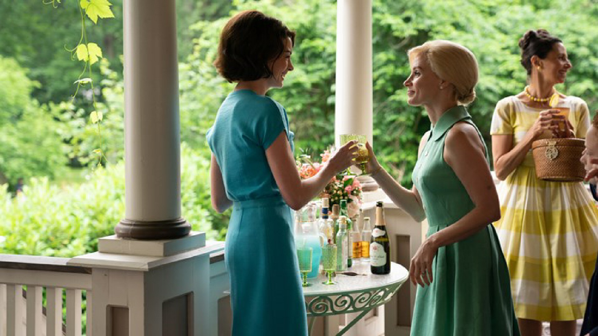 Film Mothers’ Instinct in De Luxe