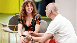 Een levend boek tussen gewone boeken