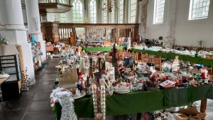 Rommelmarkt laat Oude Ursulakerk leven