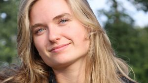 Rosa Spruit brengt haar eigen liedjes
