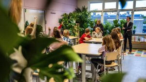 Planten in de klas bij de OBS Julianaschool