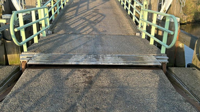 Langdurig herstel voor monumentale vlotbrug