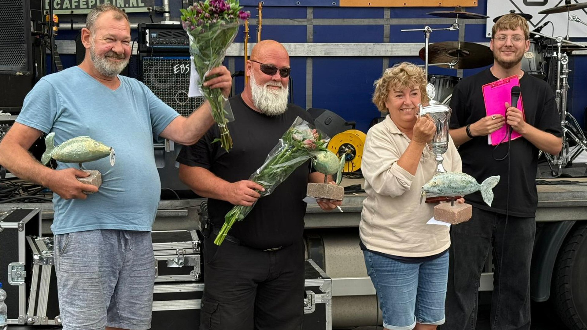 Vrouw wint NK Makreelroken