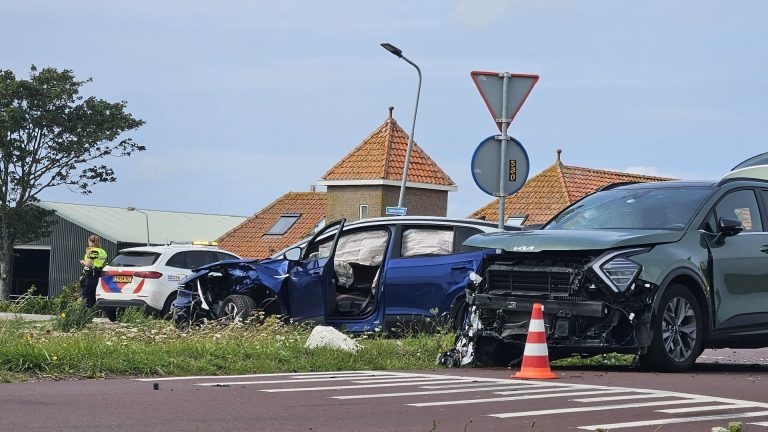 Aanrijding bij kruising Noordschinkeldijk