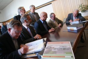 Contracten Markt 18 getekend
