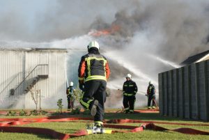 Zeer grote brand bij Wagenaar Dirkshorn