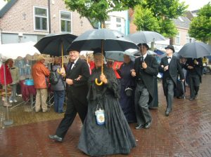 Regen op laatste Folkloredag