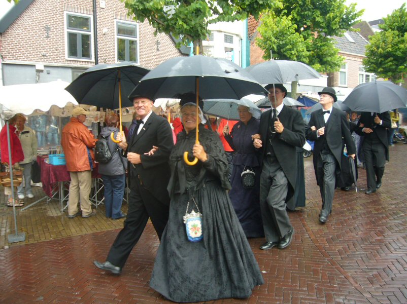 Regen op laatste Folkloredag