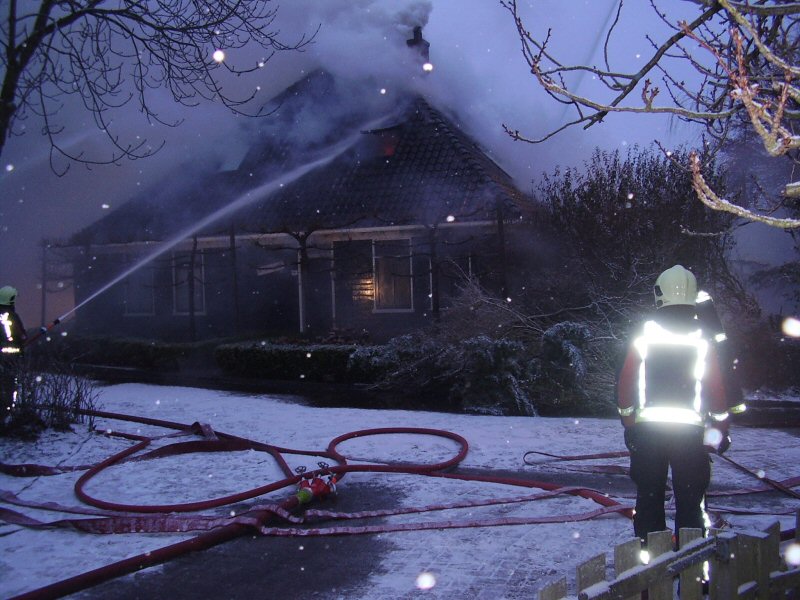 Grote brand in Waarland (Update)
