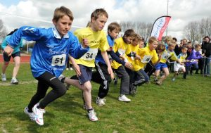 Stormachtige veldloop in Harenkarspel
