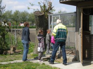 Club van Schagen bij dierenasiel