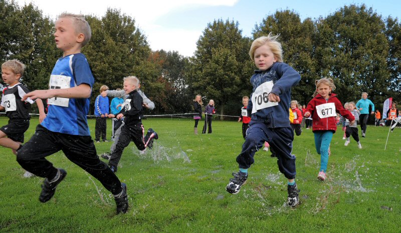 Natte scholierenveldloop