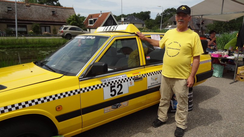 Team Yellow Cab rijdt voor Villa Pardoes