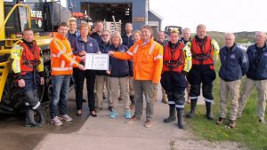 Cheque voor KNRM in Petten