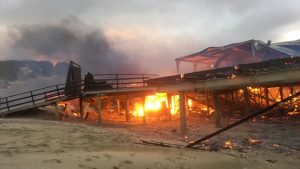 Paal 6 Julianadorp afgebrand