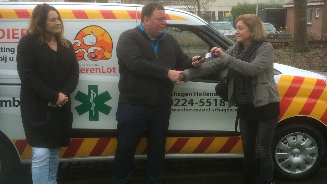 Nieuwe dierenambulance voor regio