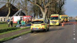 Auto’s te water in Schagerbrug