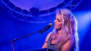 Fleur Raateland in Idols