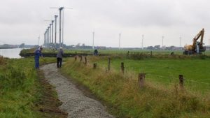 Pad langs molens opgeknapt