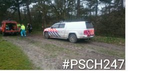 Redddingsbrigade helpt in duinen Petten