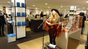 Jan Terlouw’s boek `Oorlogswinter` voor € 1,-