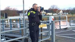 Politie controleert na klachten