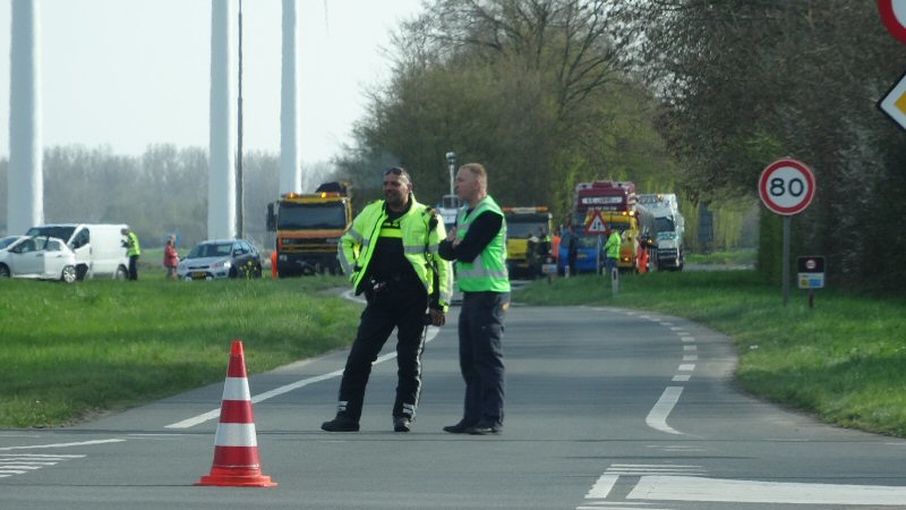 6 auto’s betrokken bij ongeval N245