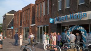AH Warmenhuizen geopend