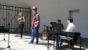 Da Capo leerlingen in Muziektuin