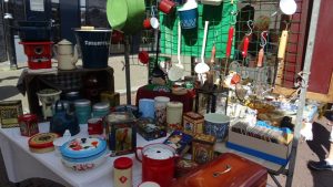 Diehards in Westfries kostuum trotseren hitte