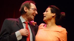 Prachtige première `Nora` Een poppenhuis