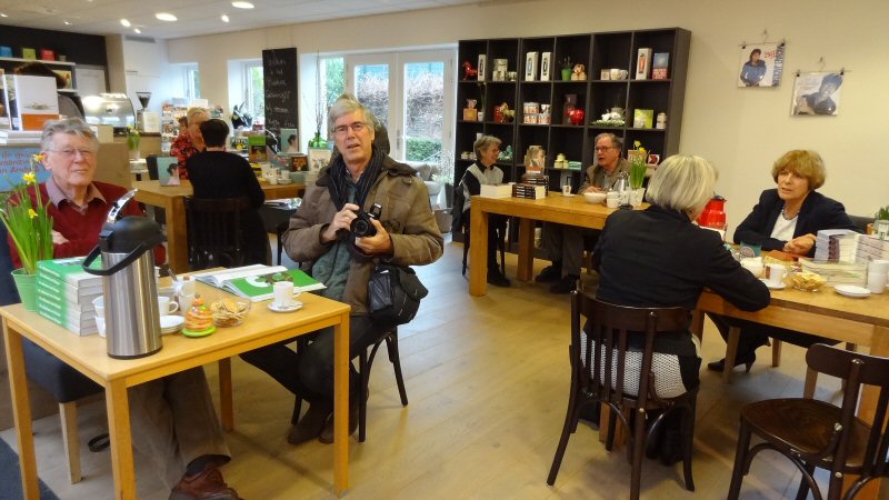 Lokale schrijvers bezoeken Plukker