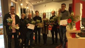 Blije winnaars bij Mulder Optiek