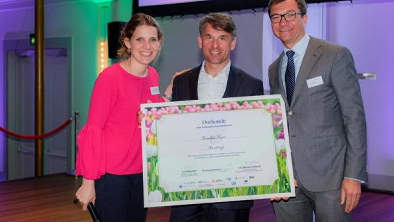 Vezet wint Ondernemersprijs NH