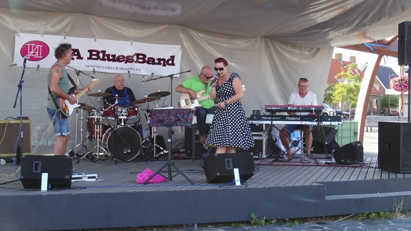 LA Bluesband op Muziekavond Plein 1945
