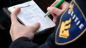 Bellende en appende bestuurders beboet